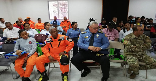 Fortaleciendo las capacidades de resiliencia comunitaria de Donoso y La Pintada