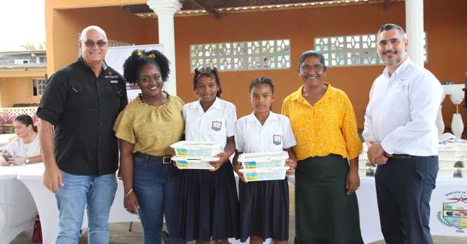 Cobre Panamá presenta su Programa “Robótica para la Movilidad Social”