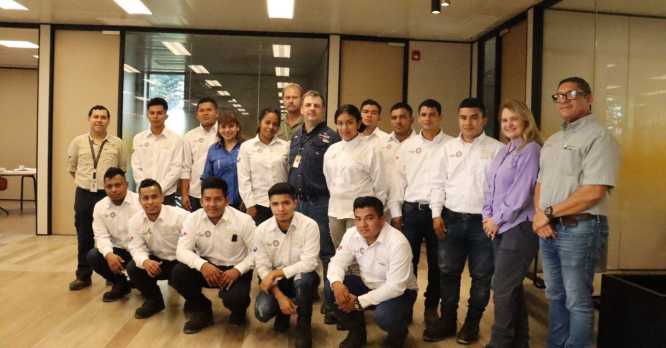 Primer grupo de graduados del Centro de Formación de Profesiones Industriales trabajará en Cobre Panamá