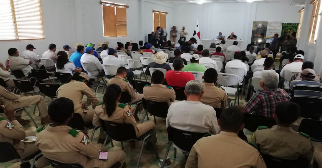 Productores serán beneficiados con firma de convenio entre MIDA y Minera